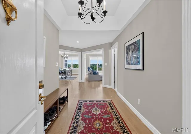 Listing Photo 4 - Condo for sale in building located at 750 Hanley, Saint Louis, MO 63105 - Unit #62