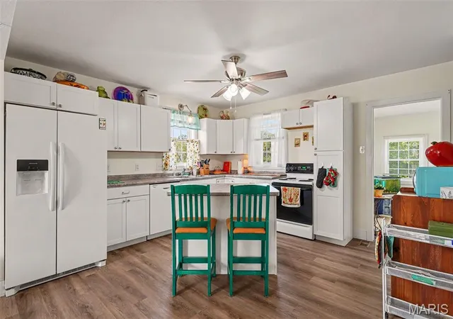 Photo 4 of Sale Pending at 6271 Cedar Hl Rd, Cedar Hill, MO 63016 | MLS# MIS26067015 | Listing updated on 2026-10-27