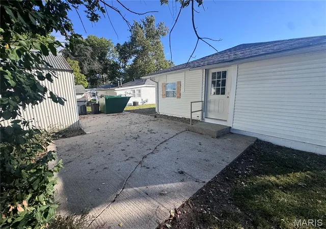 Photo 12 of Single family home for sale at 811 Mckinley Ave, Moberly, MO 65270 | MLS# MIS26067035 | Listing updated on 2026-10-20