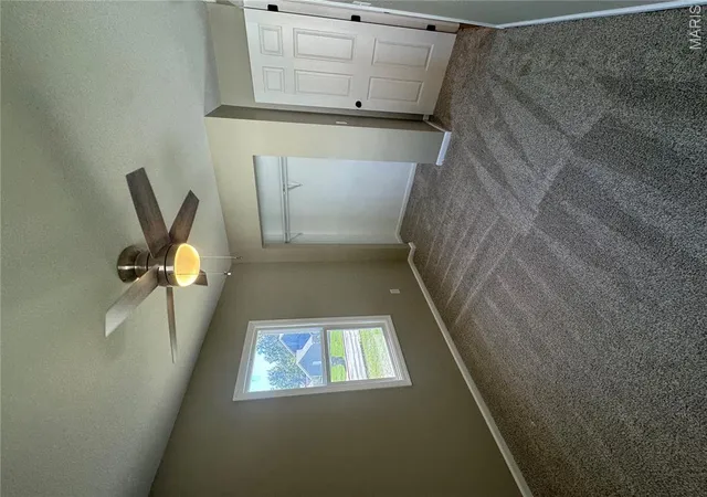 Photo 3 of Single family home for sale at 811 Mckinley Ave, Moberly, MO 65270 | MLS# MIS26067035 | Listing updated on 2026-10-20