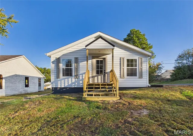 Photo 1 of Single family home for sale at 600 Center St, Bloomfield, MO 63825 | MLS# MIS26067037 | Listing updated on 2026-10-27