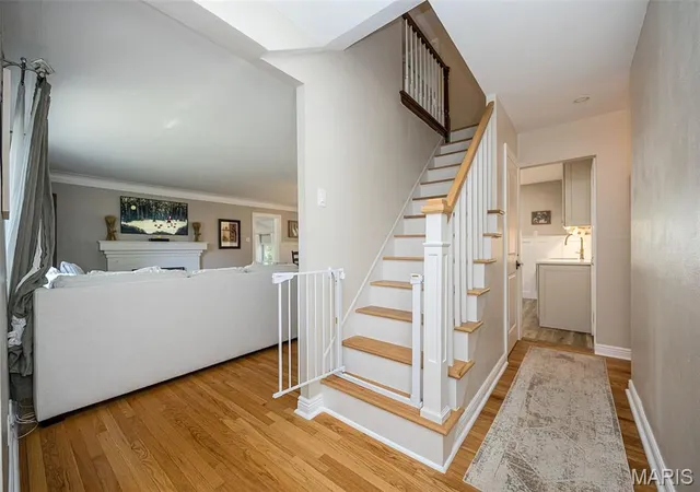 Photo 3 of Single family home for sale at 3 Wilshire Ter, Saint Louis, MO 63119 | MLS# MIS26067048 | Listing updated on 2026-10-22