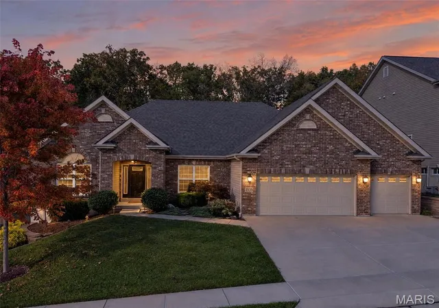 Photo 1 of Sale Pending at 4939 Quail Crst Ct, Saint Louis, MO 63128 | MLS# MIS26067055 | Listing updated on 2026-10-24