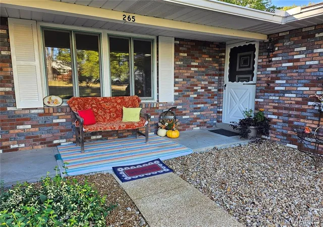 Photo 2 of Single family home for sale at 265 Grandview Dr, Jackson, MO 63755 | MLS# MIS26067069 | Listing updated on 2026-10-22