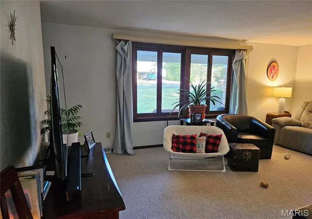 Photo 3 of Single family home for sale at 265 Grandview Dr, Jackson, MO 63755 | MLS# MIS26067069 | Listing updated on 2026-10-22