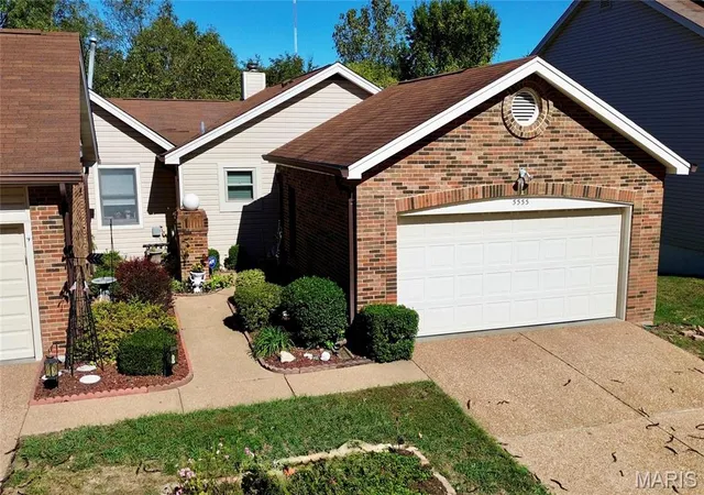 Photo 2 of House for sale at 5555 Pierre Ct, Saint Louis, MO 63128 | MLS# MIS26067072 | Listing updated on 2026-10-20