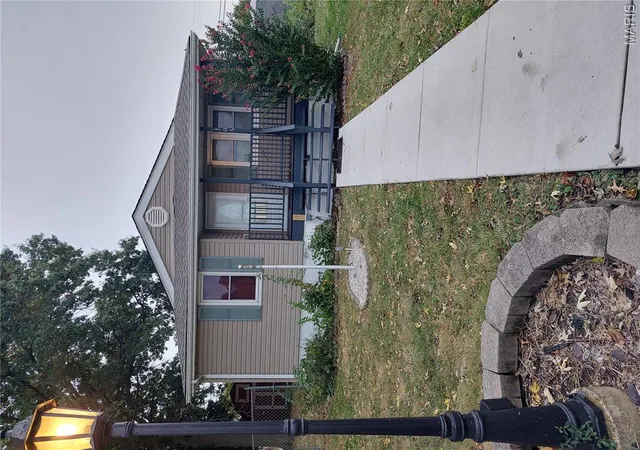 Photo 3 of Single family home for sale at 105 S Olive St, Hartford, IL 62048 | MLS# MIS26067076 | Listing updated on 2026-10-22