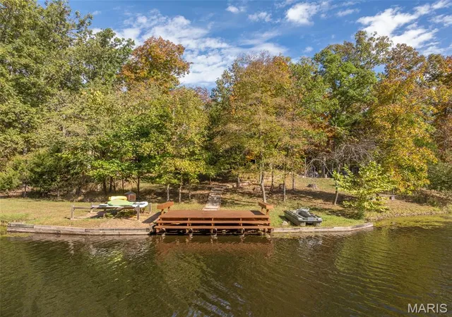 Photo 2 of Single family home for sale at 455 Foxfire Point Dr, Wright City, MO 63390 | MLS# MIS26067078 | Listing updated on 2026-10-27
