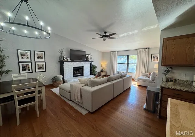 Photo 4 of Condo for sale at 15 Clinton Hl Dr, Swansea, IL 62226 | MLS# MIS26067089 | Listing updated on 2026-10-20