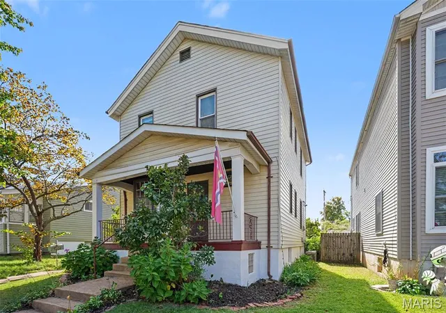 Photo 2 of Single family home for sale at 5234 Blow St, Saint Louis, MO 63109 | MLS# MIS26067090 | Listing updated on 2026-10-23