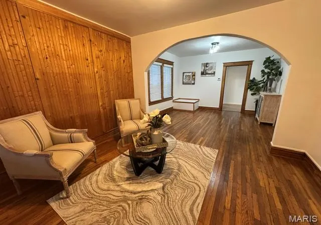 Photo 3 of Single family home for sale at 5379 Arlington Ave, Saint Louis, MO 63120 | MLS# MIS26067097 | Listing updated on 2026-10-19
