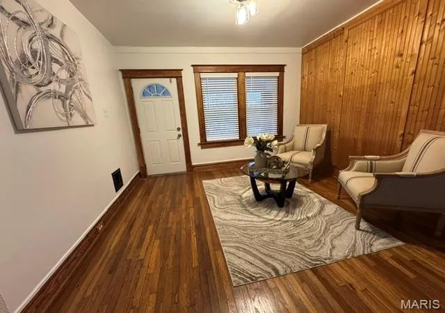 Photo 3 of Single family home for sale at 5379 Arlington Ave, Saint Louis, MO 63120 | MLS# MIS26067097 | Listing updated on 2026-10-19