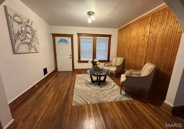 Photo 4 of Single family home for sale at 5379 Arlington Ave, Saint Louis, MO 63120 | MLS# MIS26067097 | Listing updated on 2026-10-19