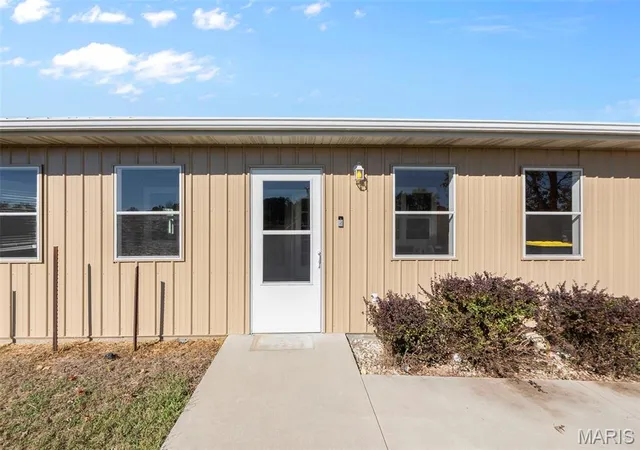 Photo 1 of Single family home for sale at 1023 County Rd 349, Jackson, MO 63755 | MLS# MIS26067099 | Listing updated on 2026-10-21