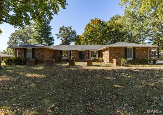 Photo 1 of Single family home for sale at 507 Sequoia St, Farmington, MO 63640 | MLS# MIS26067121 | Listing updated on 2026-10-21