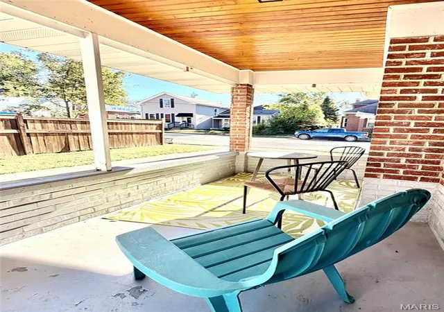Photo 4 of Single family home for sale at 215 E 4th Street, Washington, MO 63090 | MLS# MIS26067122 | Listing updated on 2026-10-19