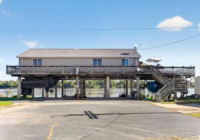 Photo 1 of Sale Pending at 69 Weule Boat Harbor, Saint Charles, MO 63301 | MLS# MIS26067131 | Listing updated on 2026-10-23