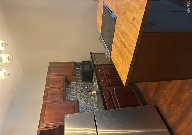 Photo 4 of Multi family home for sale at 2714 Ann Ave, Saint Louis, MO 63104 | MLS# MIS26067145 | Listing updated on 2026-10-22