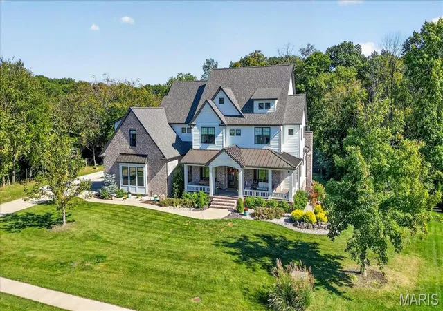 Photo 1 of Mansion for sale at 1910 Bethel Ridge Farms Blvd, O'fallon, IL 62269 | MLS# MIS26067165 | Listing updated on 2026-10-27