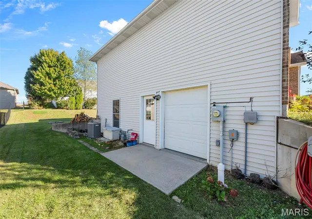Photo 4 of Single family home for sale at 1404 Vantage Dr, Cape Girardeau, MO 63701 | MLS# MIS26067171 | Listing updated on 2026-10-22