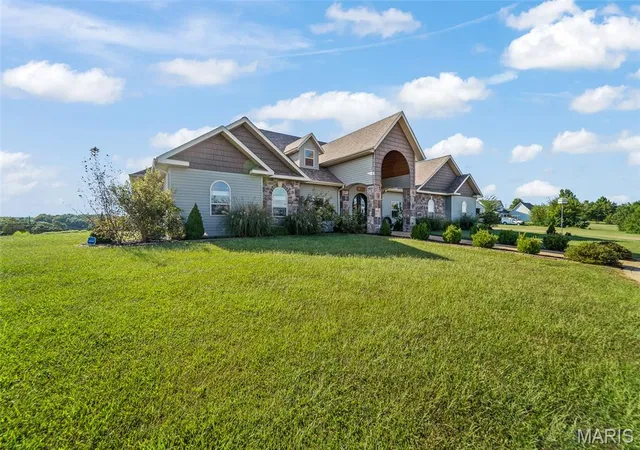 Photo 1 of Single family home for sale at 6295 County Rd 108, Fulton, MO 65251 | MLS# MIS26067187 | Listing updated on 2026-10-19