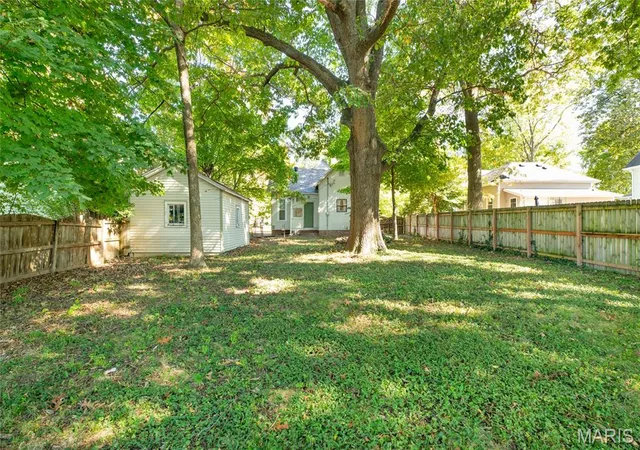 Photo 4 of Single family home for sale at 109 Springer Ave, Edwardsville, IL 62025 | MLS# MIS26067201 | Listing updated on 2026-10-20