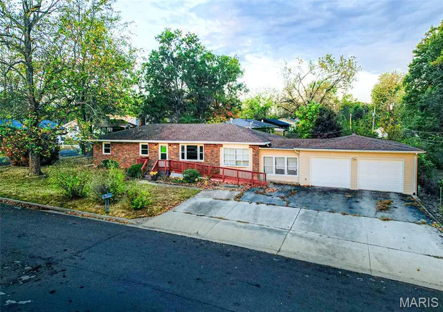 Photo 3 of Single family home for sale at 589 Basswood Dr, Rolla, MO 65401 | MLS# MIS26067229 | Listing updated on 2026-10-22