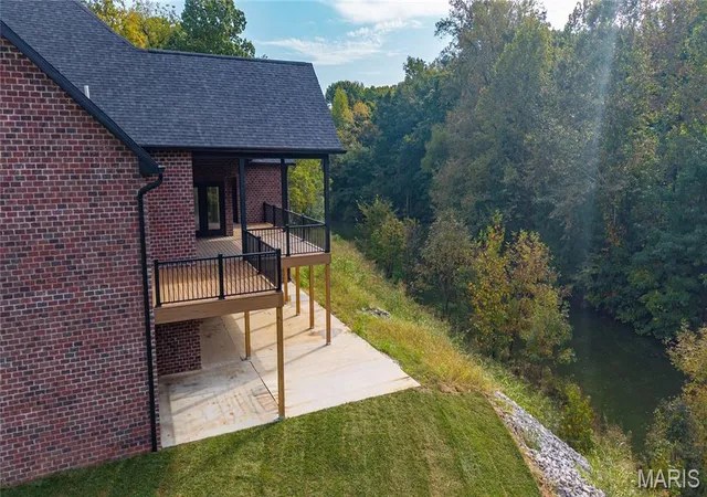 Photo 4 of Single family home for sale at 400 Trillium Ln, Cape Girardeau, MO 63701 | MLS# MIS26067231 | Listing updated on 2026-10-19