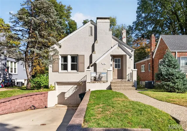Photo 1 of Single family home for sale at 106 Handlan Ct, Saint Louis, MO 63122 | MLS# MIS26067235 | Listing updated on 2026-10-28