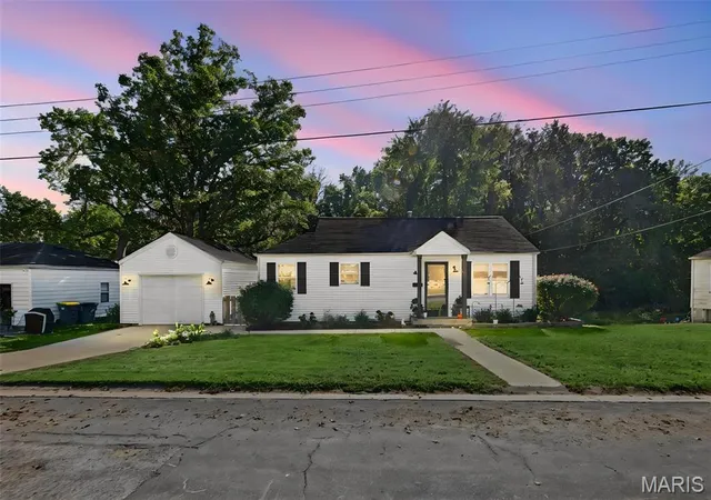 Photo 1 of Single family home for sale at 48 Halleck Ave, Edwardsville, IL 62025 | MLS# MIS26067244 | Listing updated on 2026-10-22