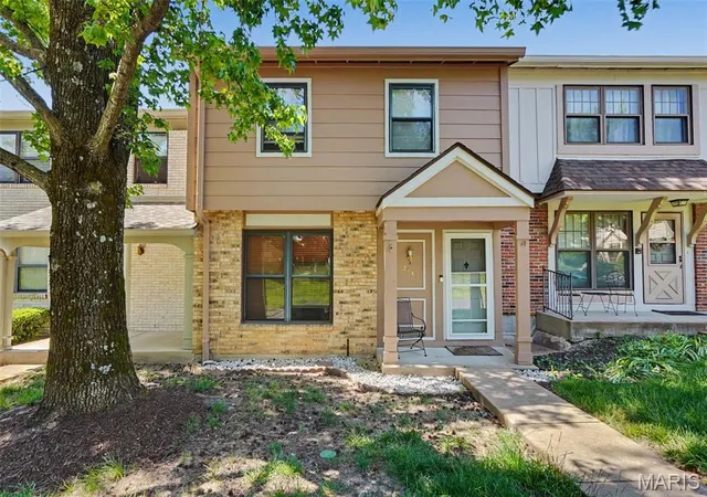 Townhouse for sale at 2431 Hidden Meadow Ln, Ballwin, MO 63021 | MLS# MIS26067254