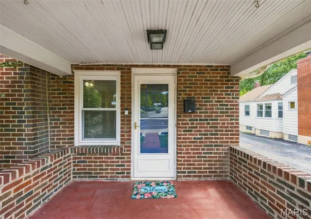 Photo 1 of Single family home for sale at 8510 S Laclede Sta Rd, Saint Louis, MO 63123 | MLS# MIS26067272 | Listing updated on 2026-10-22