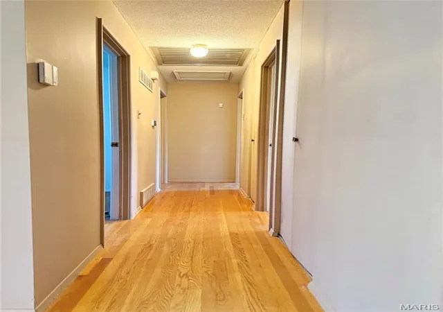 Photo 4 of Single family home for sale at 11716 Hollycrest Dr, Maryland Heights, MO 63043 | MLS# MIS26067276 | Listing updated on 2026-10-19