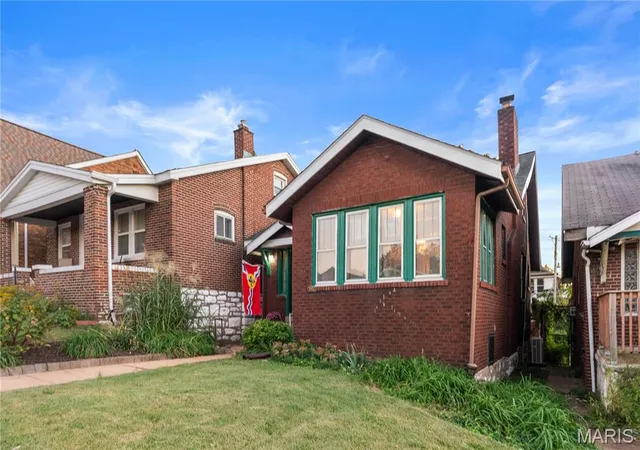 Photo 3 of Single family home for sale at 3950 Parker Ave, Saint Louis, MO 63116 | MLS# MIS26067307 | Listing updated on 2026-10-28