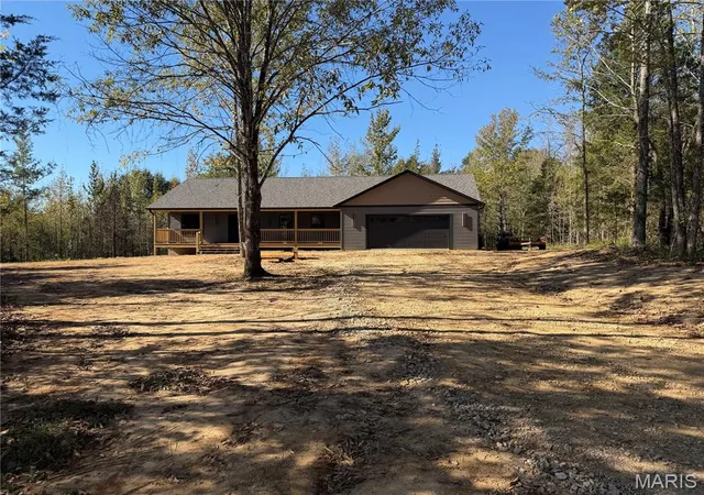 Photo 3 of Single family home for sale at 1197 Cr 482, Poplar Bluff, MO 63901 | MLS# MIS26067313 | Listing updated on 2026-10-28