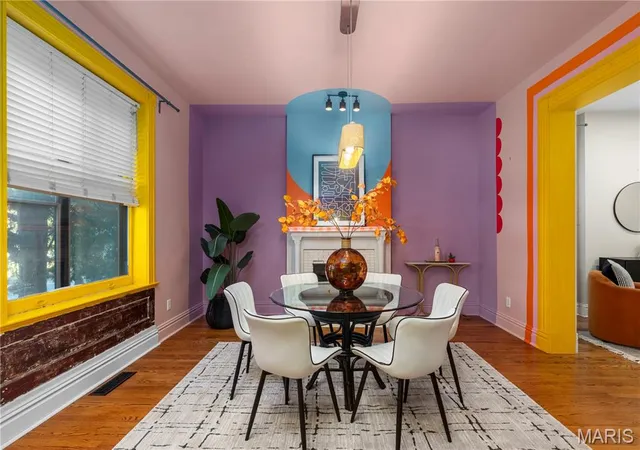 Photo 3 of Single family home for sale at 2928 Shenandoah Ave, Saint Louis, MO 63104 | MLS# MIS26067314 | Listing updated on 2026-10-28