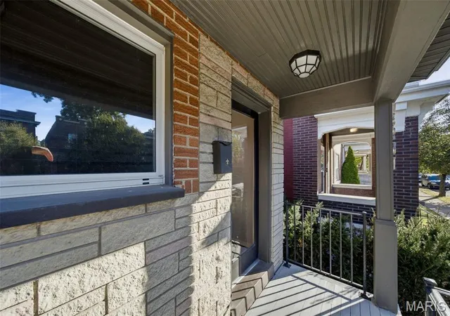 Photo 3 of Single family home for sale at 3961 Botanical Ave, Saint Louis, MO 63110 | MLS# MIS26067318 | Listing updated on 2026-10-24