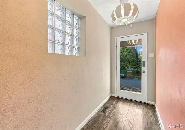 Photo 3 of Single family home for sale at 3961 Botanical Ave, Saint Louis, MO 63110 | MLS# MIS26067318 | Listing updated on 2026-10-24