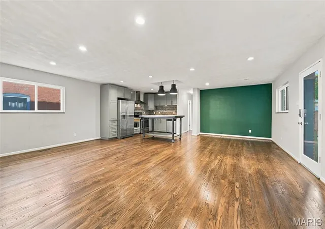 Photo 4 of Single family home for sale at 3961 Botanical Ave, Saint Louis, MO 63110 | MLS# MIS26067318 | Listing updated on 2026-10-24