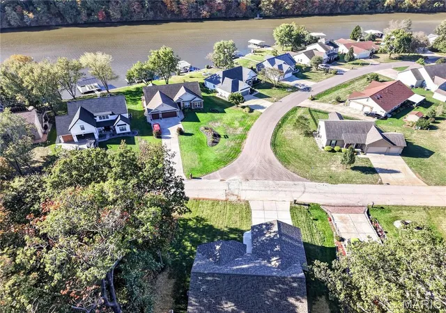 Photo 1 of Single family home for sale at 11063 Village Dr W, Foristell, MO 63348 | MLS# MIS26067321 | Listing updated on 2026-10-21