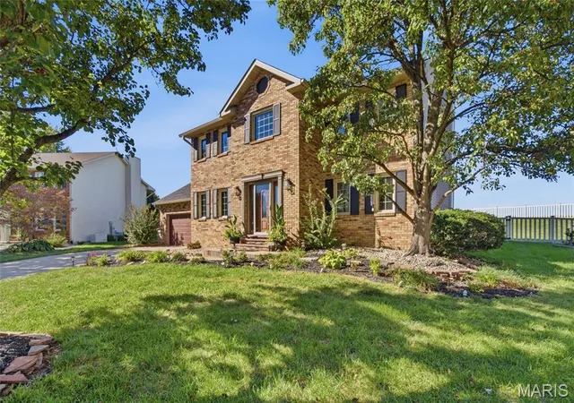 Photo 2 of Single family home for sale at 38 Ernst Dr, Glen Carbon, IL 62034 | MLS# MIS26067339 | Listing updated on 2026-10-24