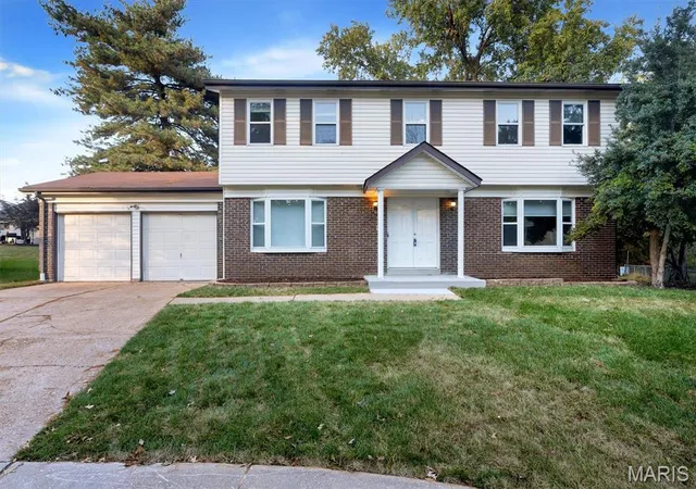Photo 1 of Single family home for sale at 12771 Highstone Dr, Saint Louis, MO 63146 | MLS# MIS26067341 | Listing updated on 2026-10-22