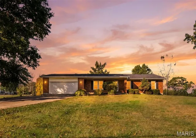 Photo 1 of Single family home for sale at 1358 Hwy K, St Clair, MO 63077 | MLS# MIS26067347 | Listing updated on 2026-10-21