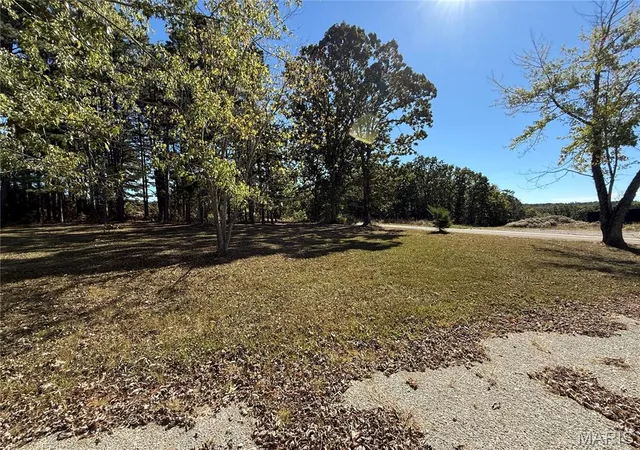 Photo 3 of Single family home for sale at 2810 Madison 238, Fredericktown, MO 63645 | MLS# MIS26067348 | Listing updated on 2026-10-22