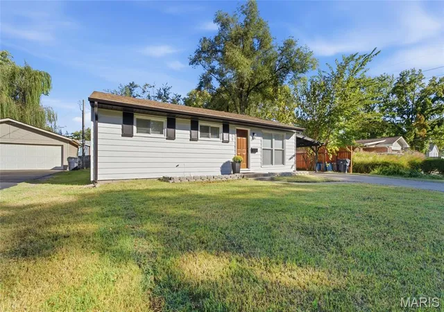 Photo 4 of Single family home for sale at 59 Lillian Dr, Belleville, IL 62226 | MLS# MIS26067349 | Listing updated on 2026-10-23