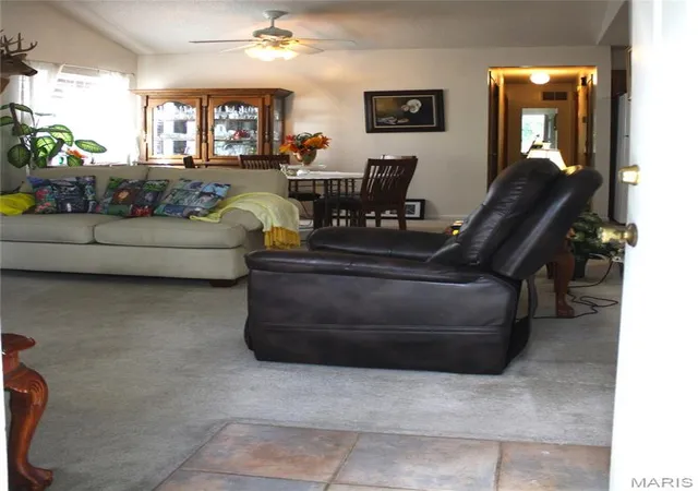 Photo 4 of Condo for sale at 35 Wenona Ct, Washington, MO 63090 | MLS# MIS26067357 | Listing updated on 2026-10-21