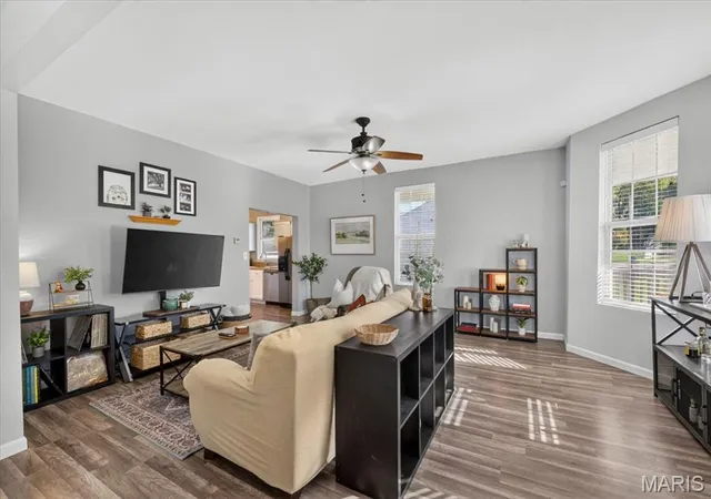 Photo 4 of Single family home for sale at 14 Lucinda Ave, Belleville, IL 62221 | MLS# MIS26067359 | Listing updated on 2026-10-21