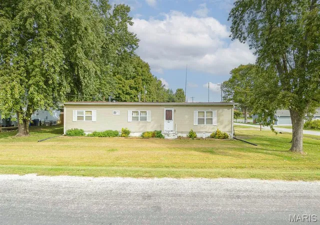 Photo 3 of Land for sale at 205 W Elm St, Millstadt, IL 62260 | MLS# MIS26067363 | Listing updated on 2026-10-22