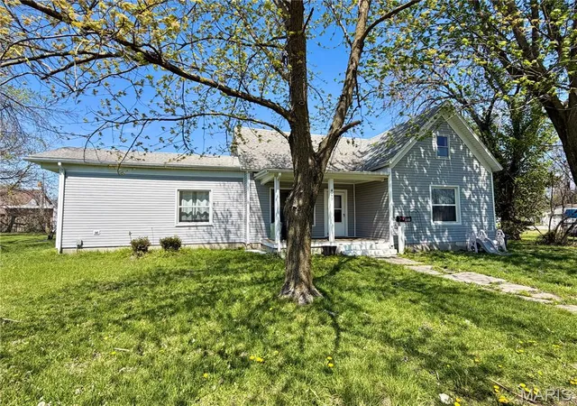 Photo 1 of Single family home for sale at 409 N 2nd Street, Wellsville, MO 63384 | MLS# MIS26067378 | Listing updated on 2026-10-22