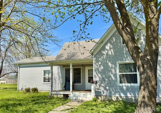 Photo 1 of Single family home for sale at 409 N 2nd Street, Wellsville, MO 63384 | MLS# MIS26067378 | Listing updated on 2026-10-22